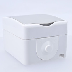 Solight zásuvka do vlhka IP54, šedá