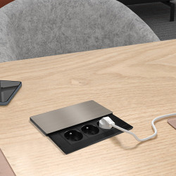 Solight vestavný blok zásuvek s posuvným krytem, 3 zásuvky, 2m, stříbrný