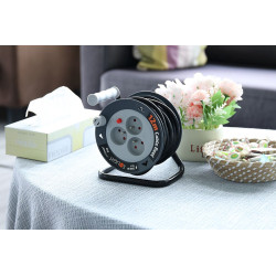 Solight prodlužovací přívod na bubnu 12m, 3 zásuvky, černý kabel, 3x 1,5mm2