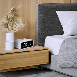 Solight budík s Qi bezdrátovou nabíječkou