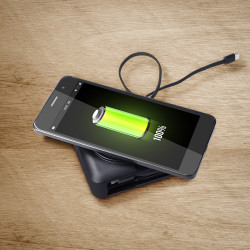 Solight power banka s beztrátovým nabíjením 10.000mAh