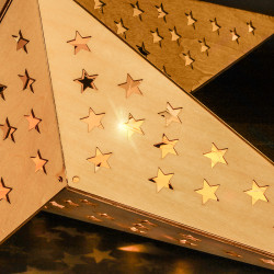 Solight LED dřevěná vánoční hvězda, závěsná, časovač, 20x LED, 65cm, 2x AA