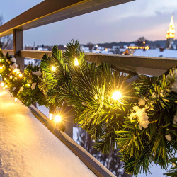 Solight LED vánoční girlanda s jehličím, 5m, 80x LED, časovač, 3xAA, IP44